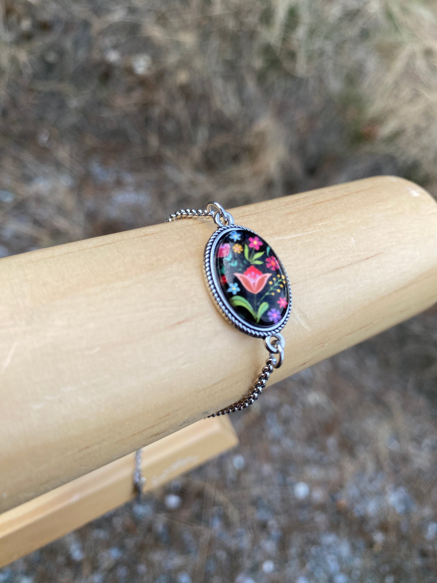 Floral Inlay Bracelet